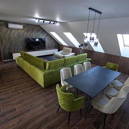 Delux Center Apartments Indija Eksteriør billede